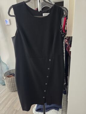 Kasper Black Sleeveless Midi Sheath Dress with Button Accents
